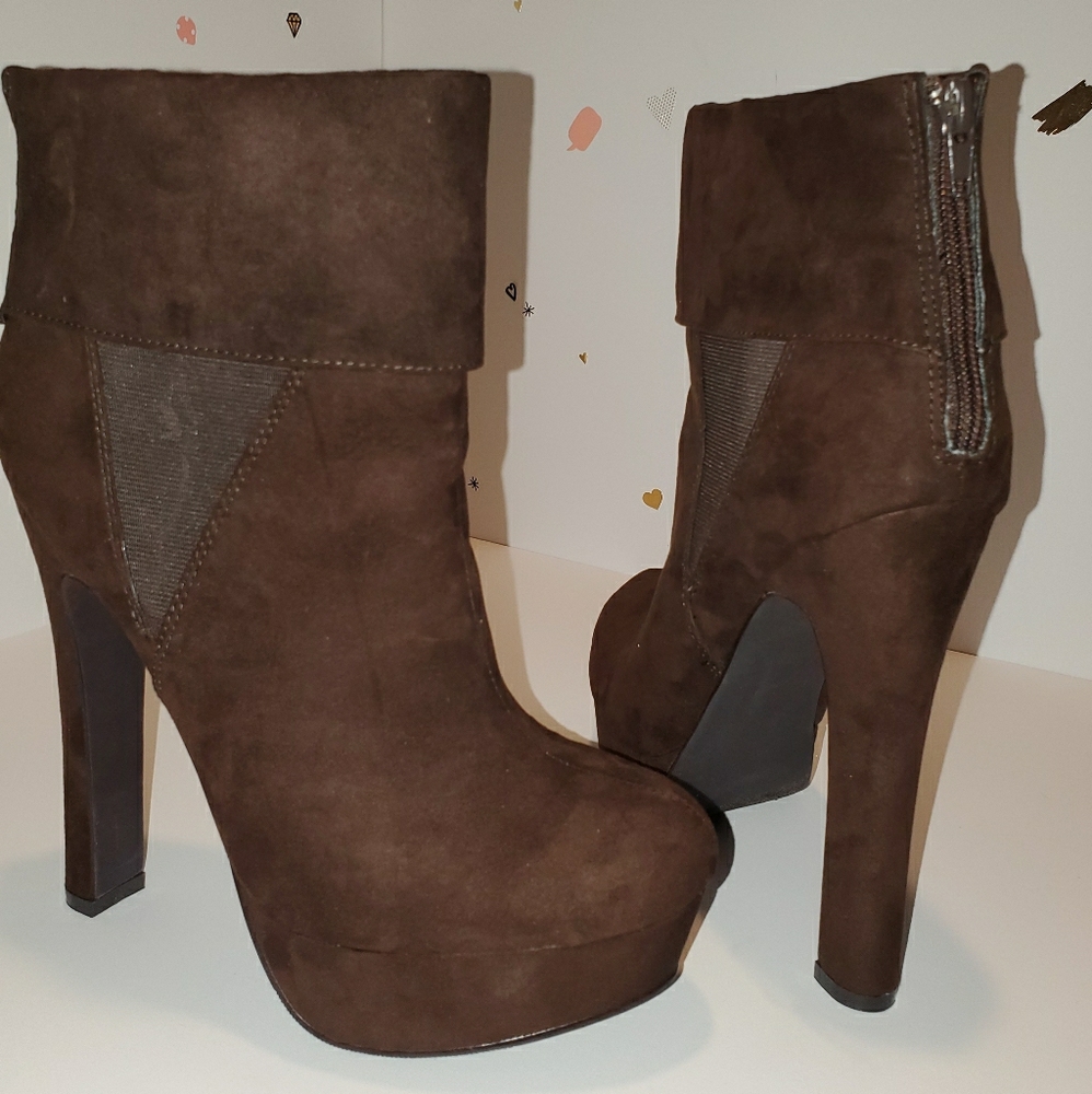 Type Z Ankle Boot 9.5